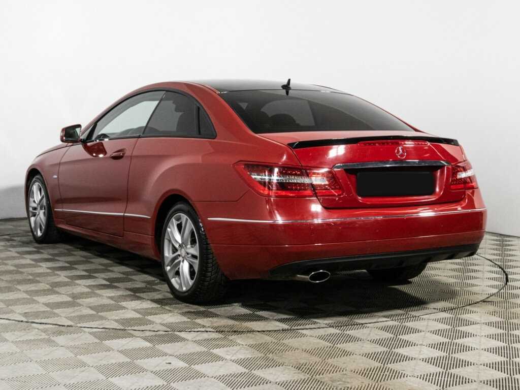 Mercedes-Benz E-Класс 2012 года с пробегом. Фото: #6