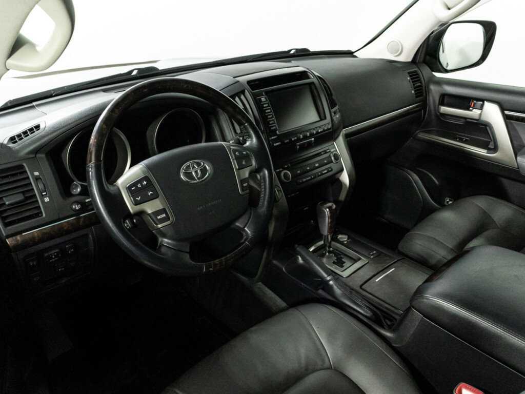 Toyota Land Cruiser 2008 года с пробегом. Фото: #8