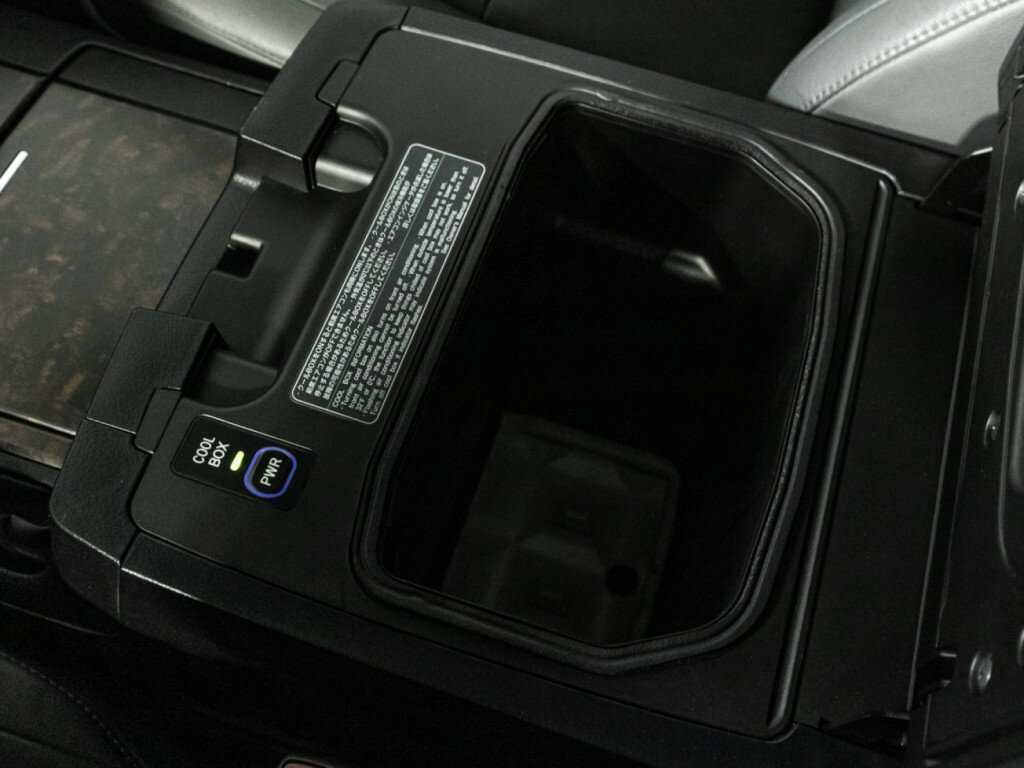 Toyota Land Cruiser 2008 года с пробегом. Фото: #20