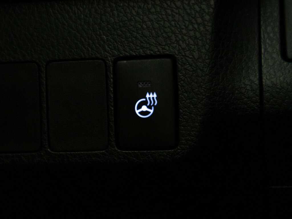 Toyota RAV4 2015 года с пробегом. Фото: #17