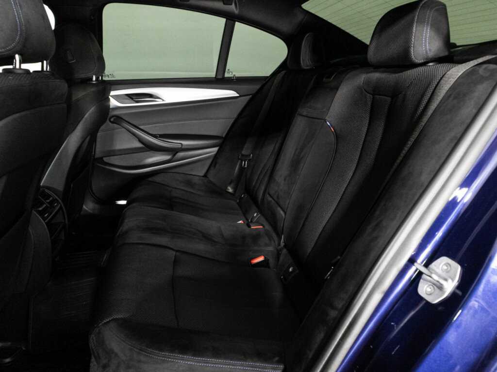 BMW 5 серии 2018 года с пробегом. Фото: #9