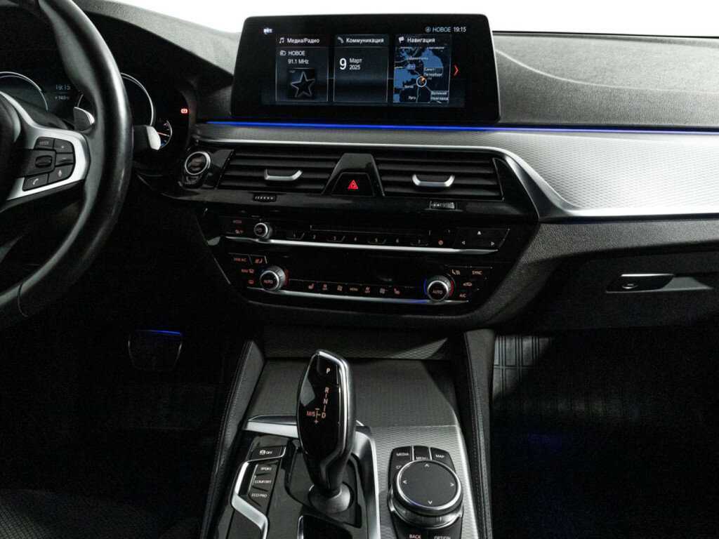 BMW 5 серии 2018 года с пробегом. Фото: #13