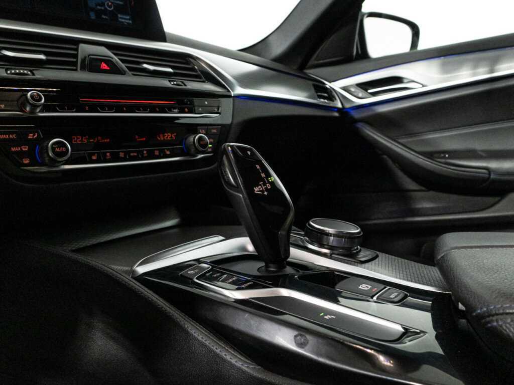 BMW 5 серии 2018 года с пробегом. Фото: #16