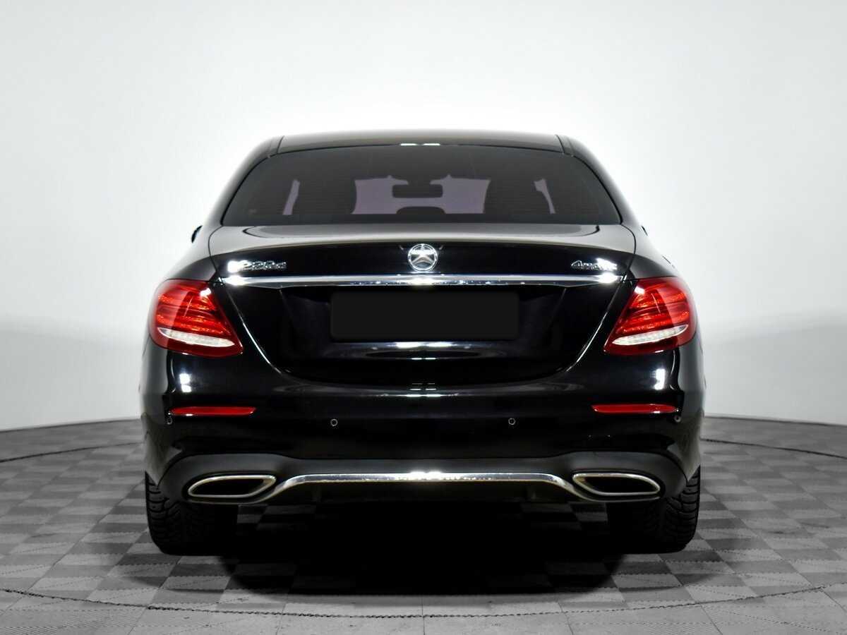 Mercedes-Benz E-Класс 2018 года с пробегом. Фото: #4