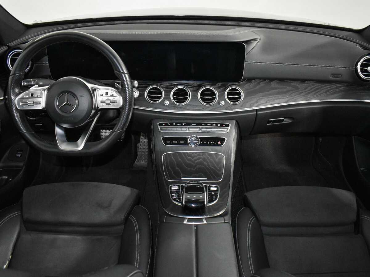 Mercedes-Benz E-Класс 2018 года с пробегом. Фото: #10