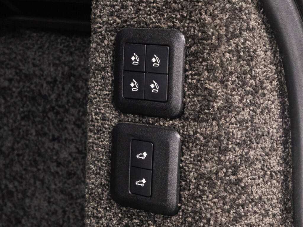 Land Rover Range Rover 2018 года с пробегом. Фото: #14