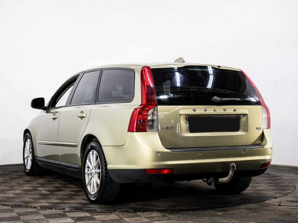 Volvo V50 2009 года с пробегом. Фото: #3