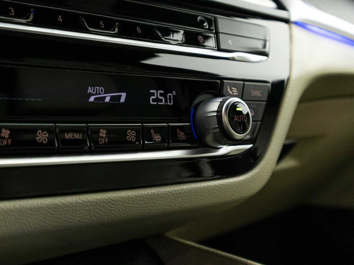 BMW 5 серии 2020 года с пробегом. Фото: #19