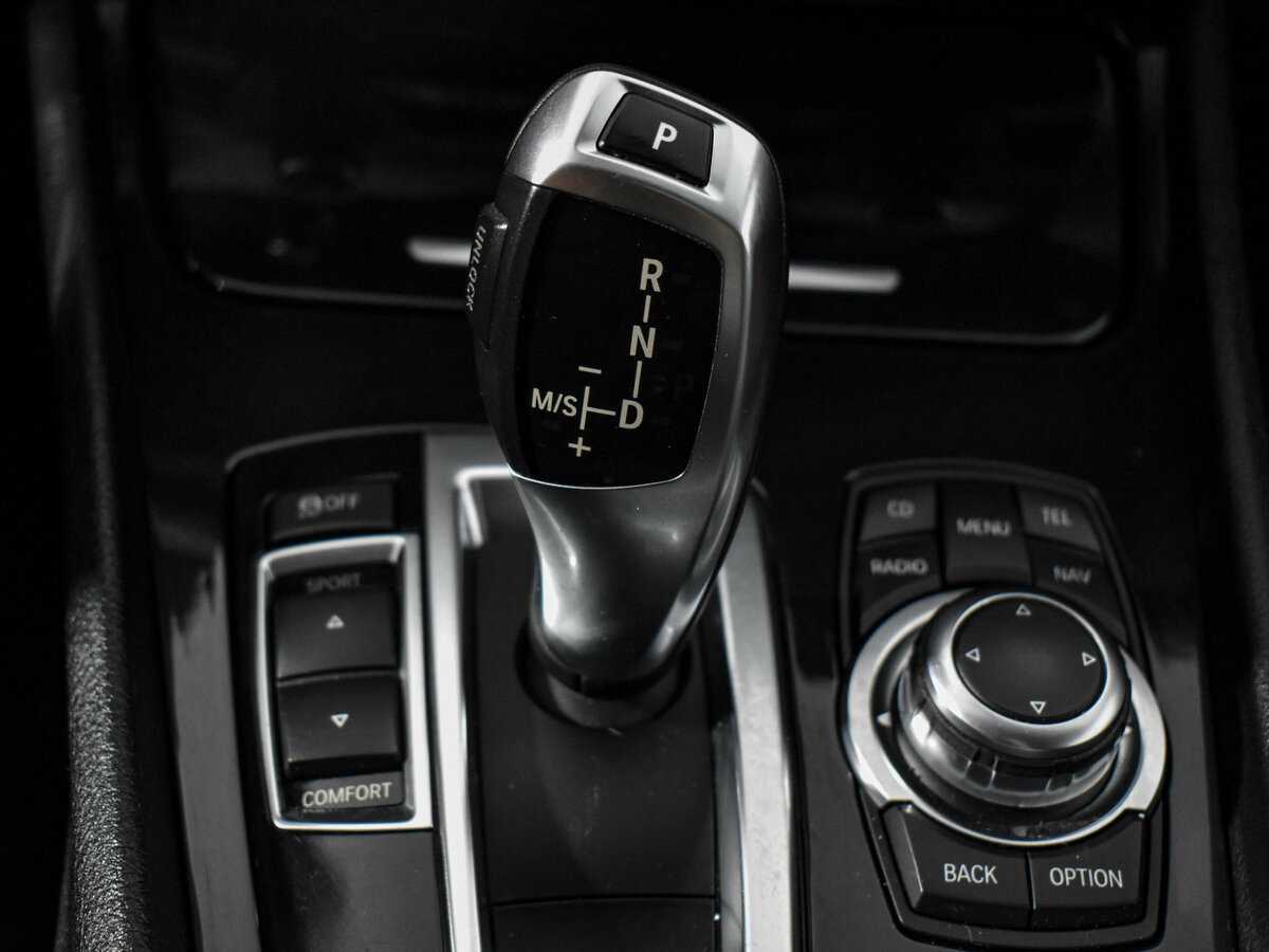 BMW 5 серии 2010 года с пробегом. Фото: #13