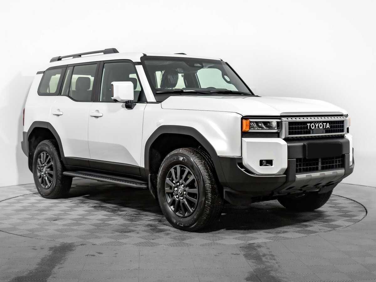 Toyota Land Cruiser Prado 2024 года с пробегом. Фото: #2