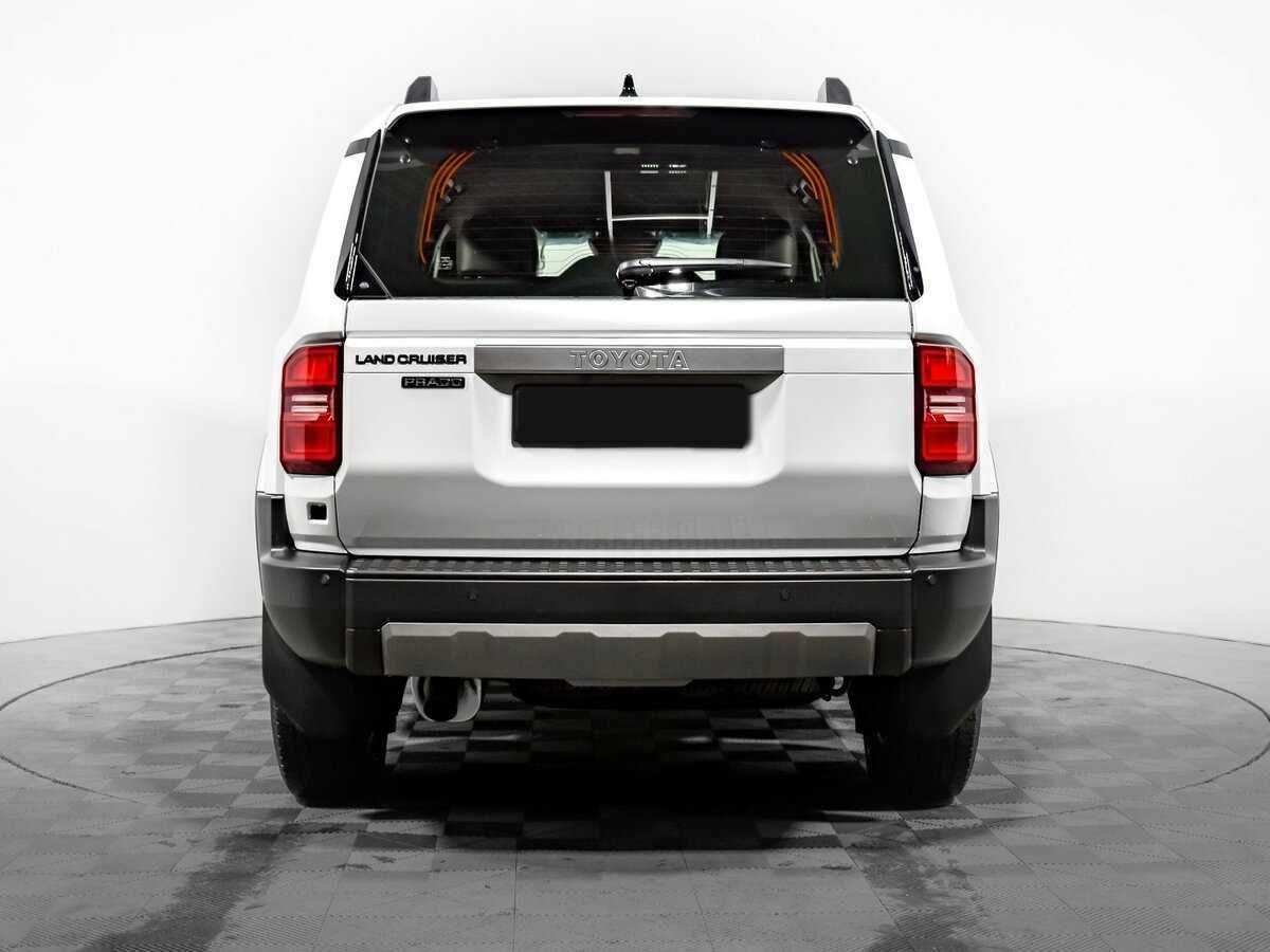 Toyota Land Cruiser Prado 2024 года с пробегом. Фото: #5