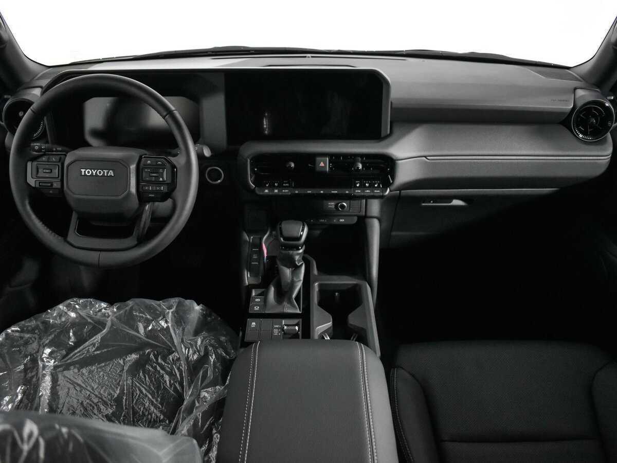 Toyota Land Cruiser Prado 2024 года с пробегом. Фото: #12