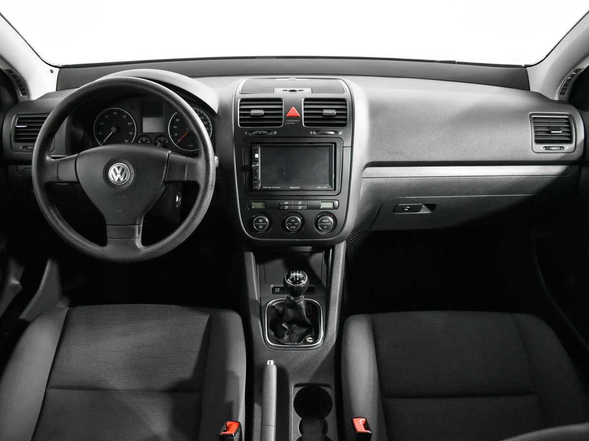 Volkswagen Golf 2008 года с пробегом. Фото: #11