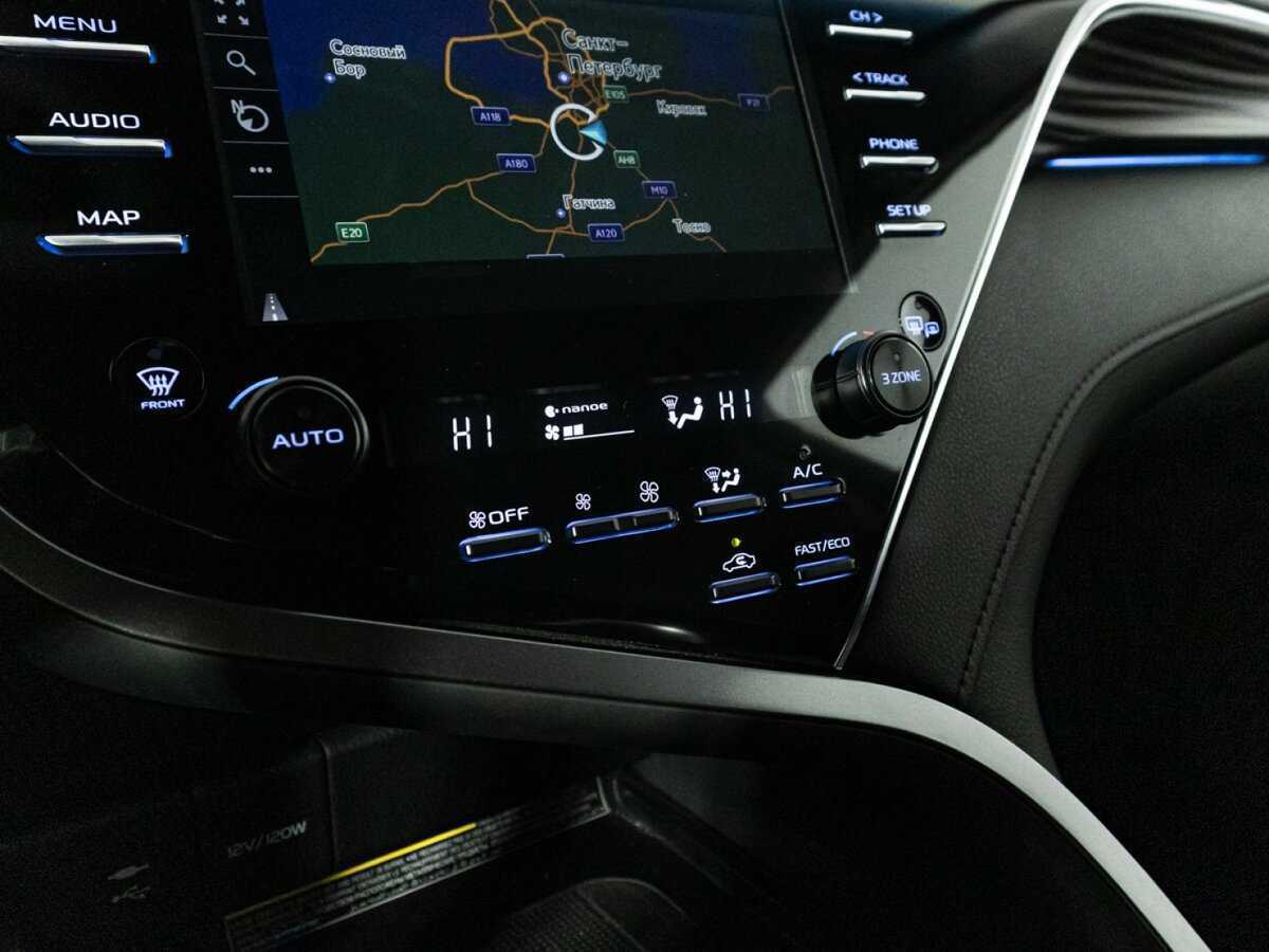 Toyota Camry 2019 года с пробегом. Фото: #14