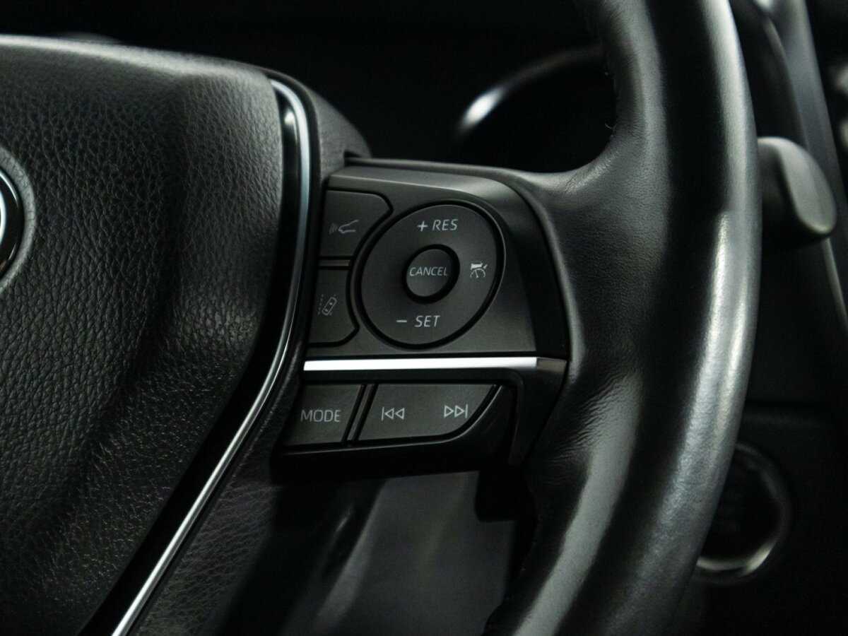Toyota Camry 2019 года с пробегом. Фото: #24