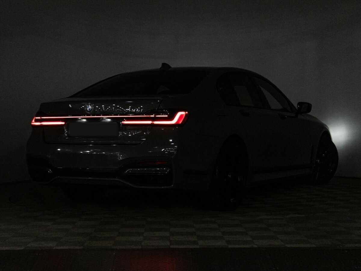 BMW 7 серии 2022 года с пробегом. Фото: #34