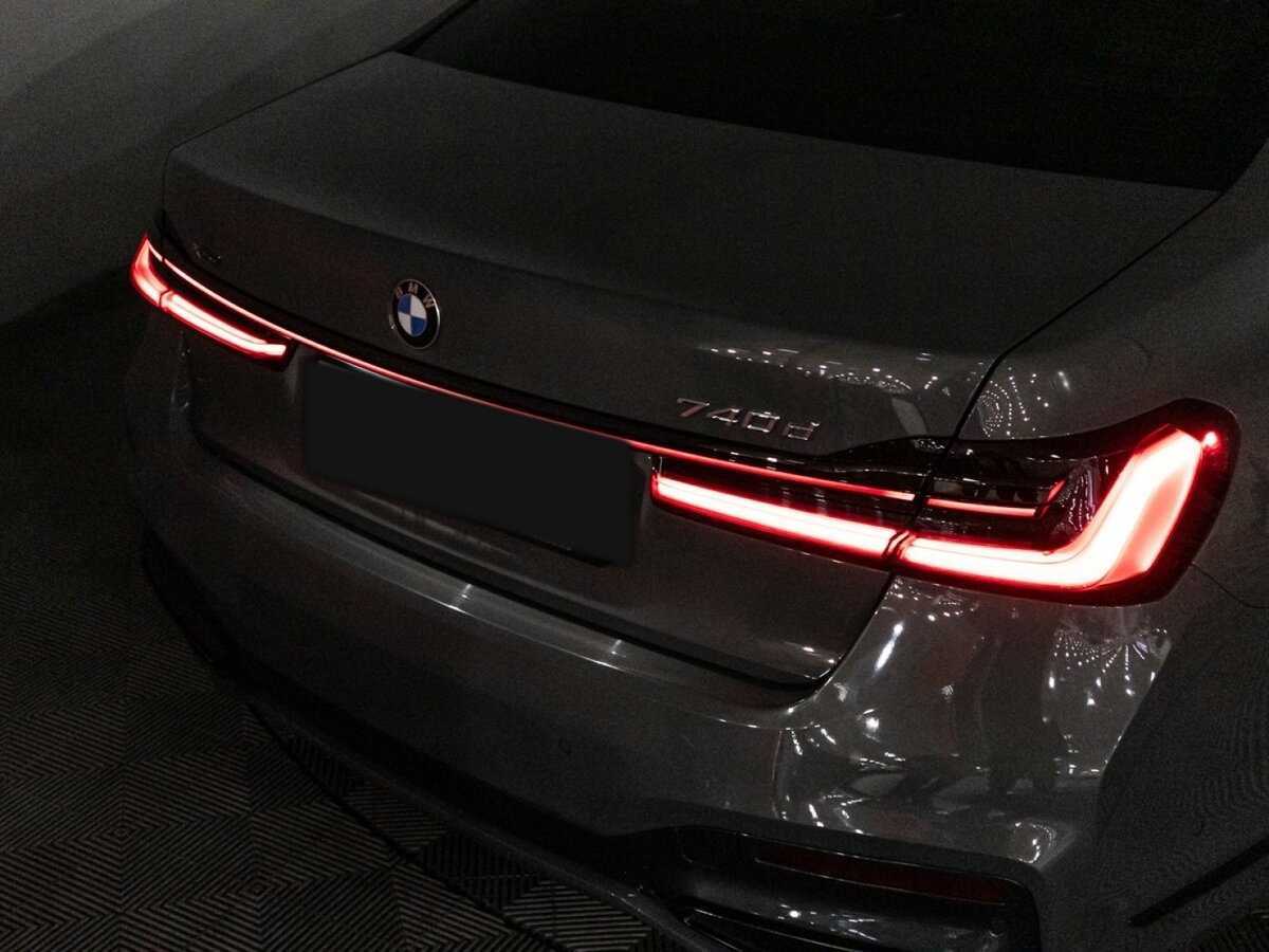 BMW 7 серии 2022 года с пробегом. Фото: #35