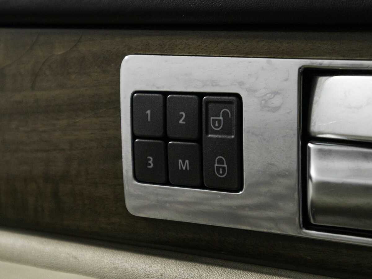 Land Rover Range Rover Sport 2011 года с пробегом. Фото: #14