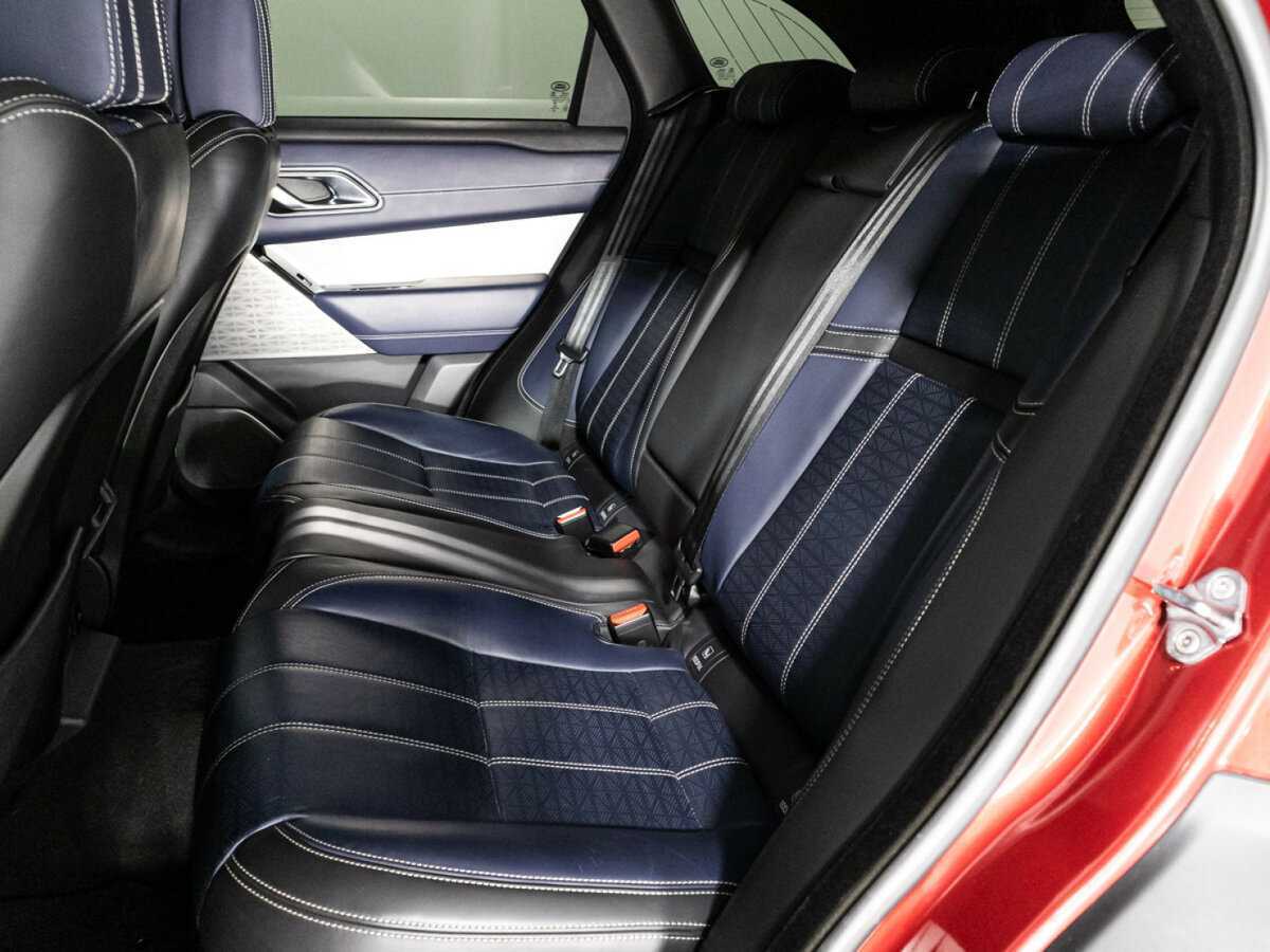 Land Rover Range Rover Velar 2018 года с пробегом. Фото: #8