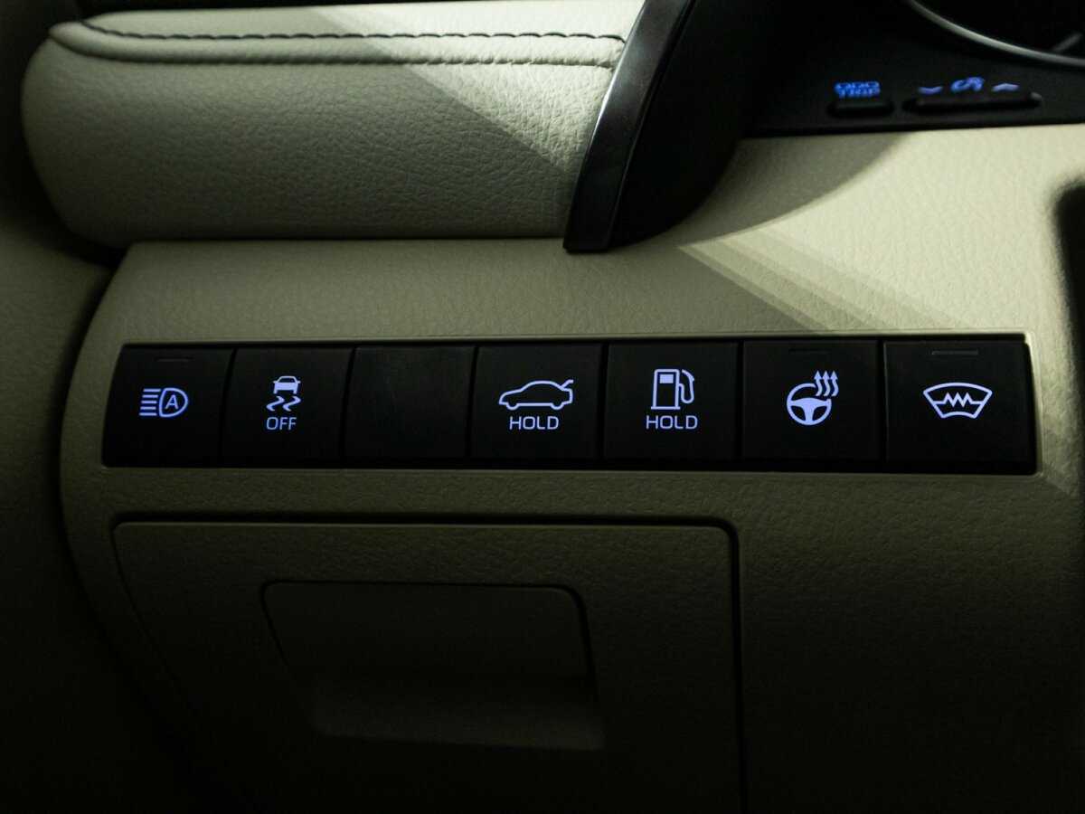 Toyota Camry 2021 года с пробегом. Фото: #14