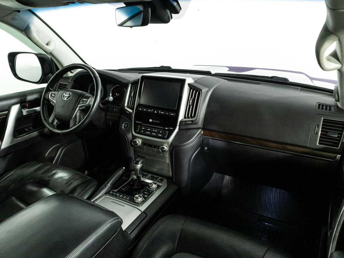 Toyota Land Cruiser 2016 года с пробегом. Фото: #6