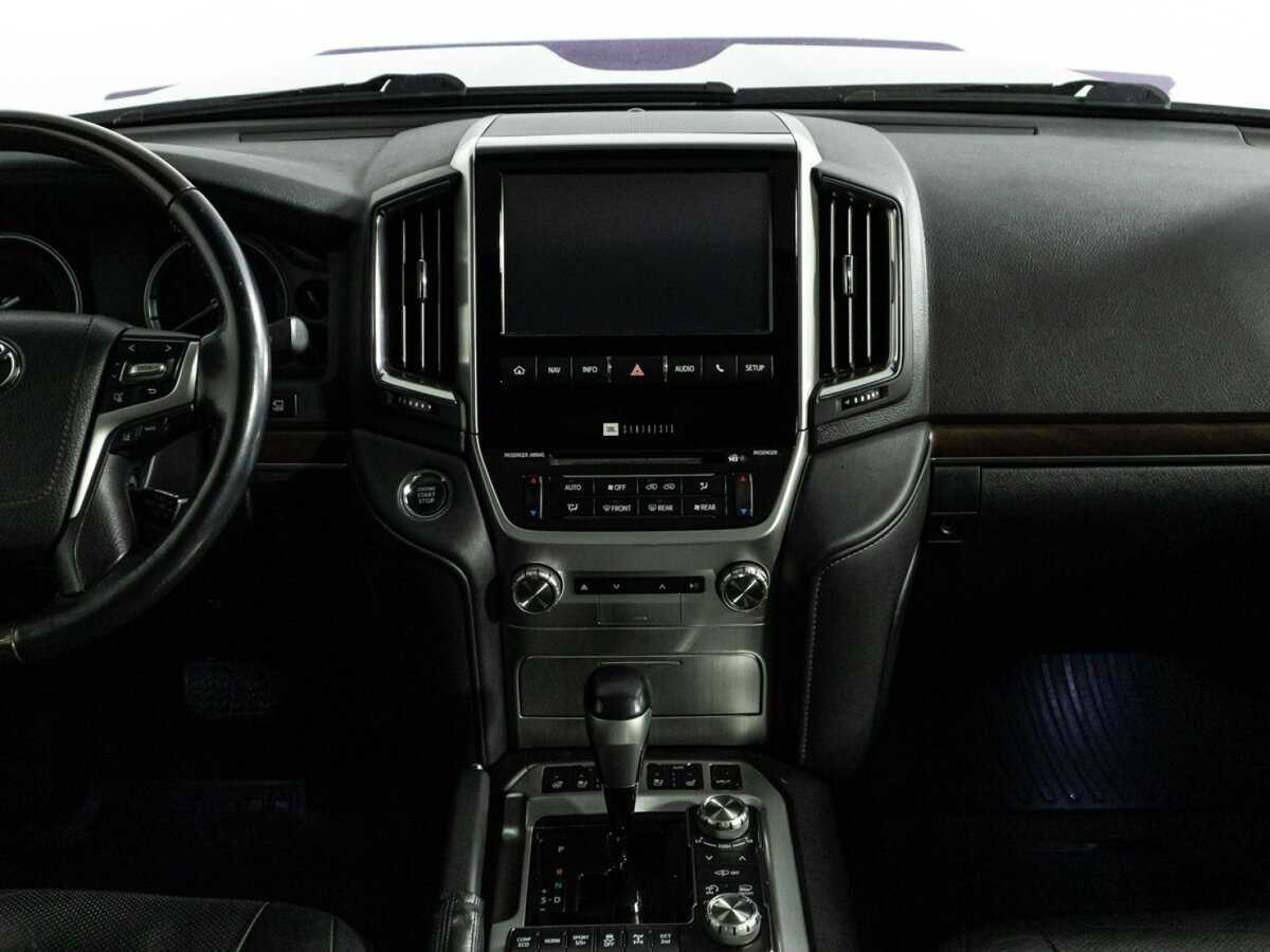 Toyota Land Cruiser 2016 года с пробегом. Фото: #11