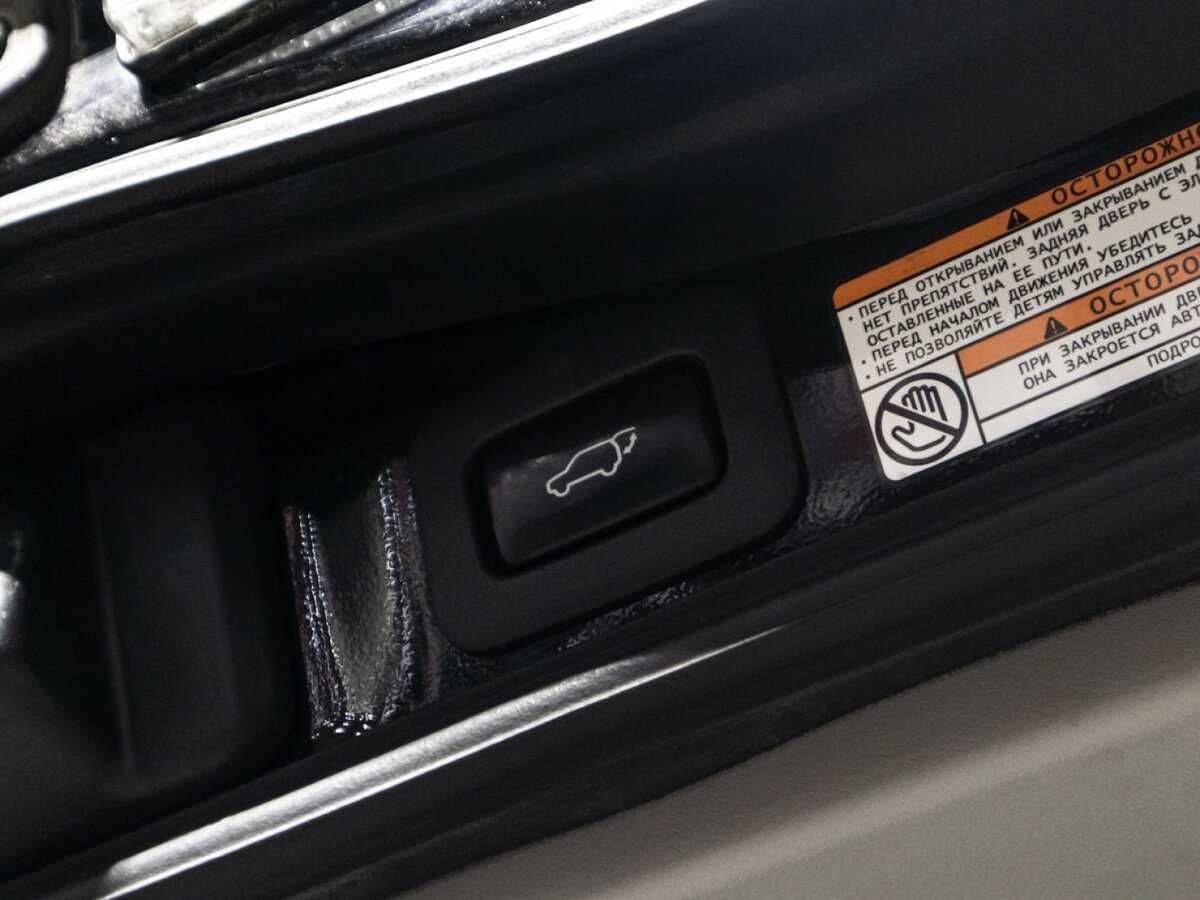 Toyota Land Cruiser 2016 года с пробегом. Фото: #12