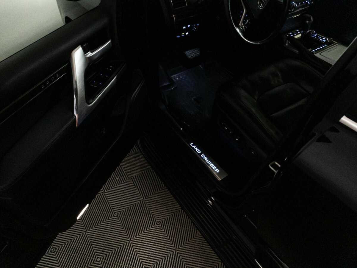 Toyota Land Cruiser 2016 года с пробегом. Фото: #25