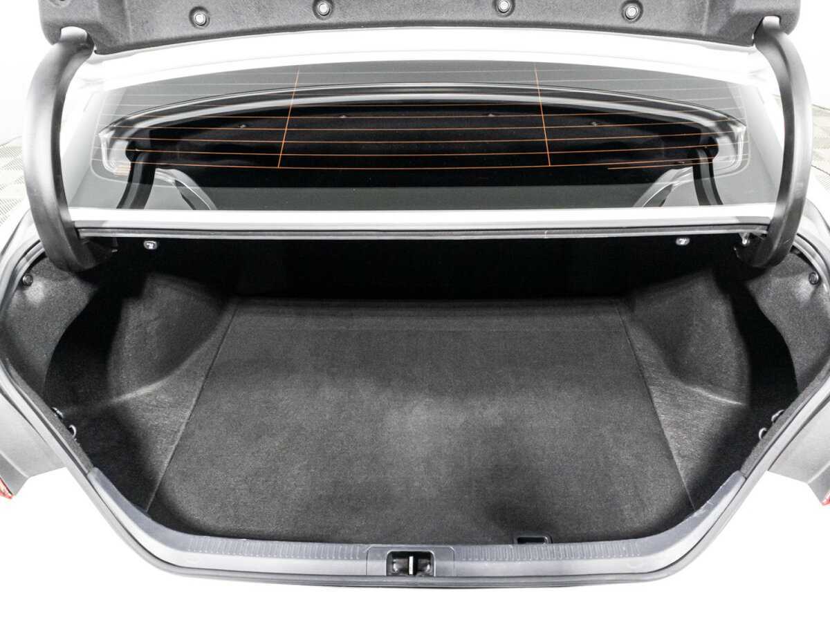 Toyota Camry 2021 года с пробегом. Фото: #12