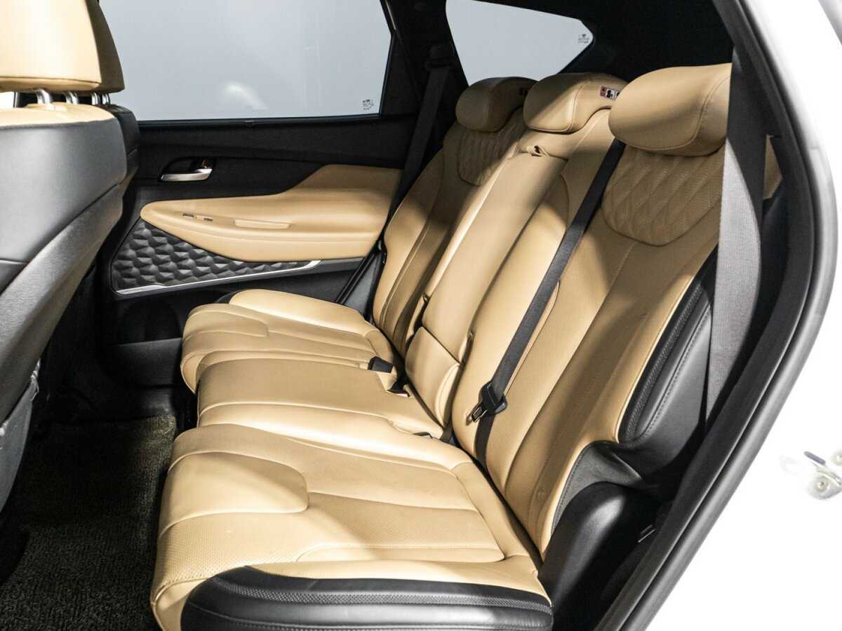 Hyundai Santa Fe 2020 года с пробегом. Фото: #9