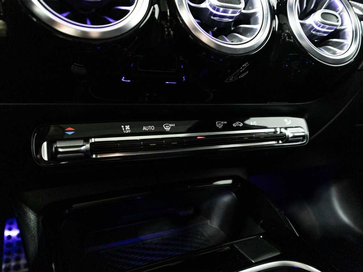 Mercedes-Benz A-Класс AMG 2020 года с пробегом. Фото: #19