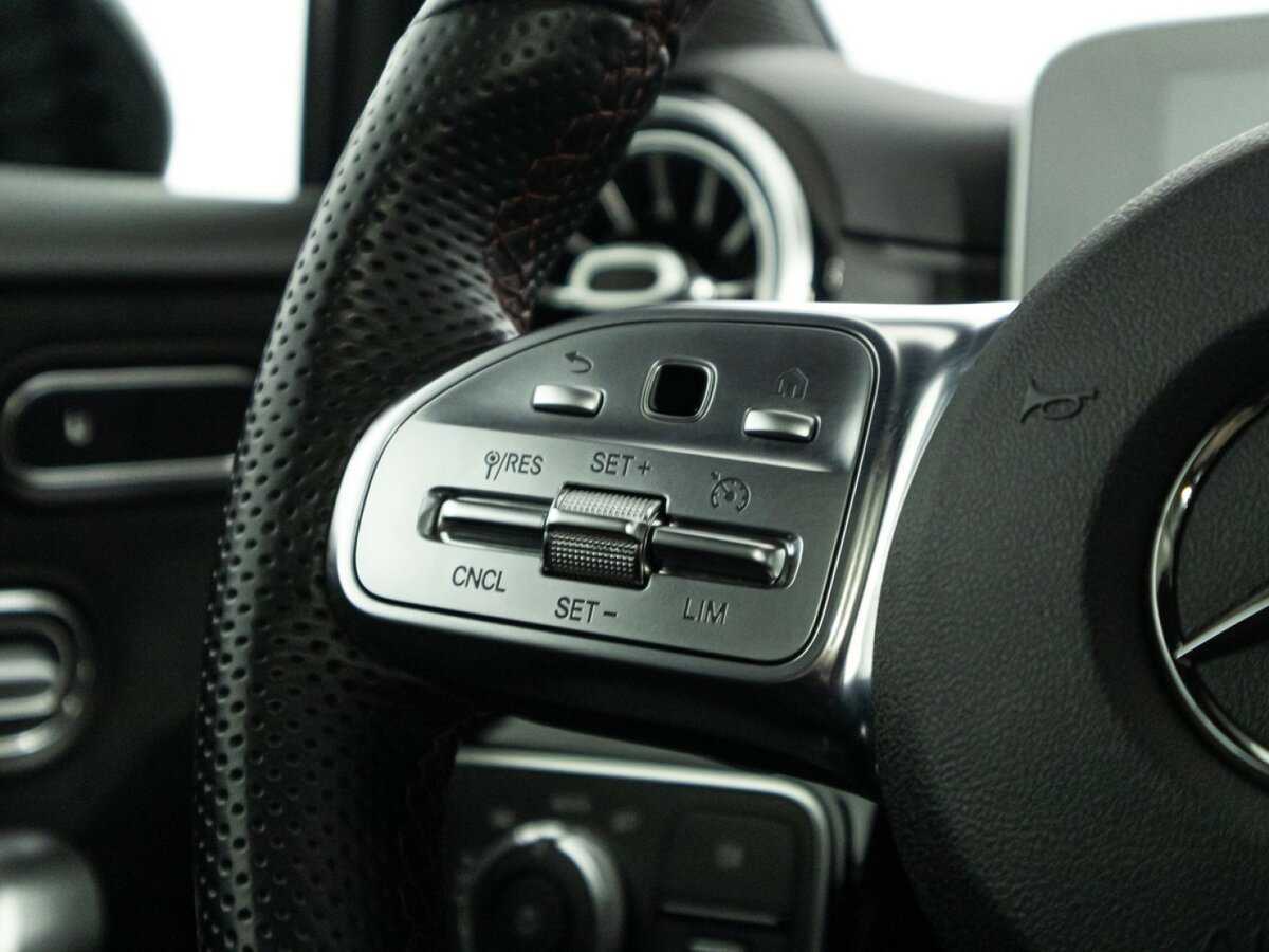 Mercedes-Benz A-Класс AMG 2020 года с пробегом. Фото: #21