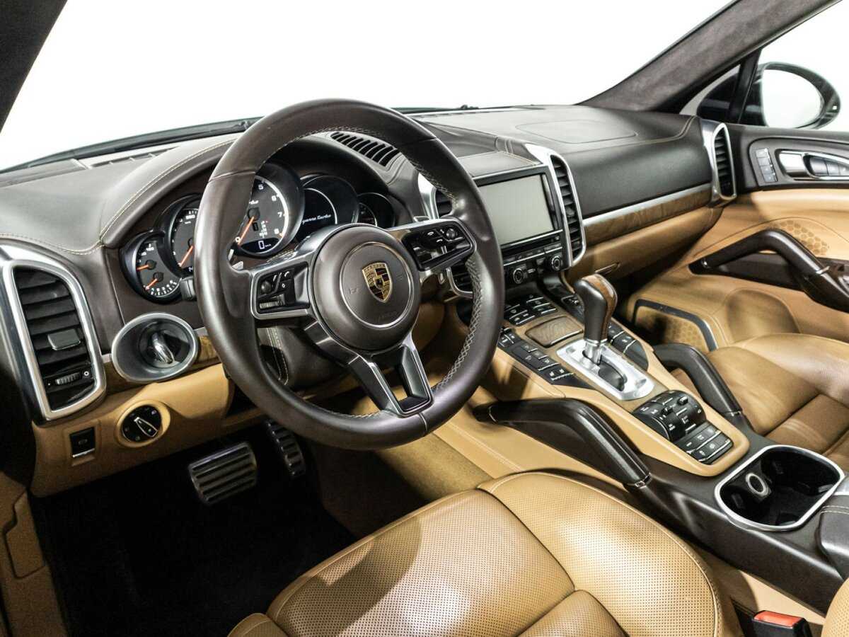 Porsche Cayenne 2015 года с пробегом. Фото: #8
