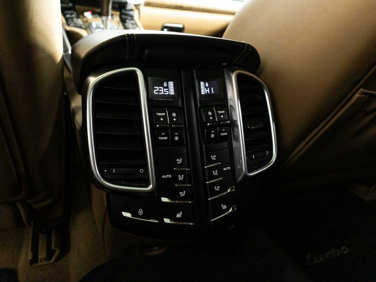 Porsche Cayenne 2015 года с пробегом. Фото: #22