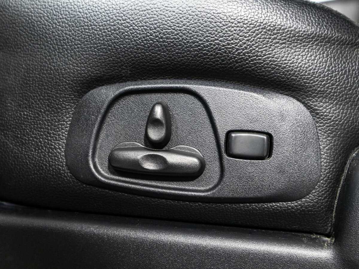 Б/У Митсубиши Паджеро 2012 года. Фото: #12