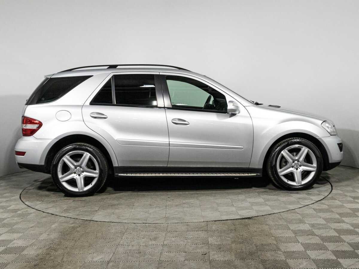 Mercedes-Benz M-Класс 2010 года с пробегом. Фото: #3