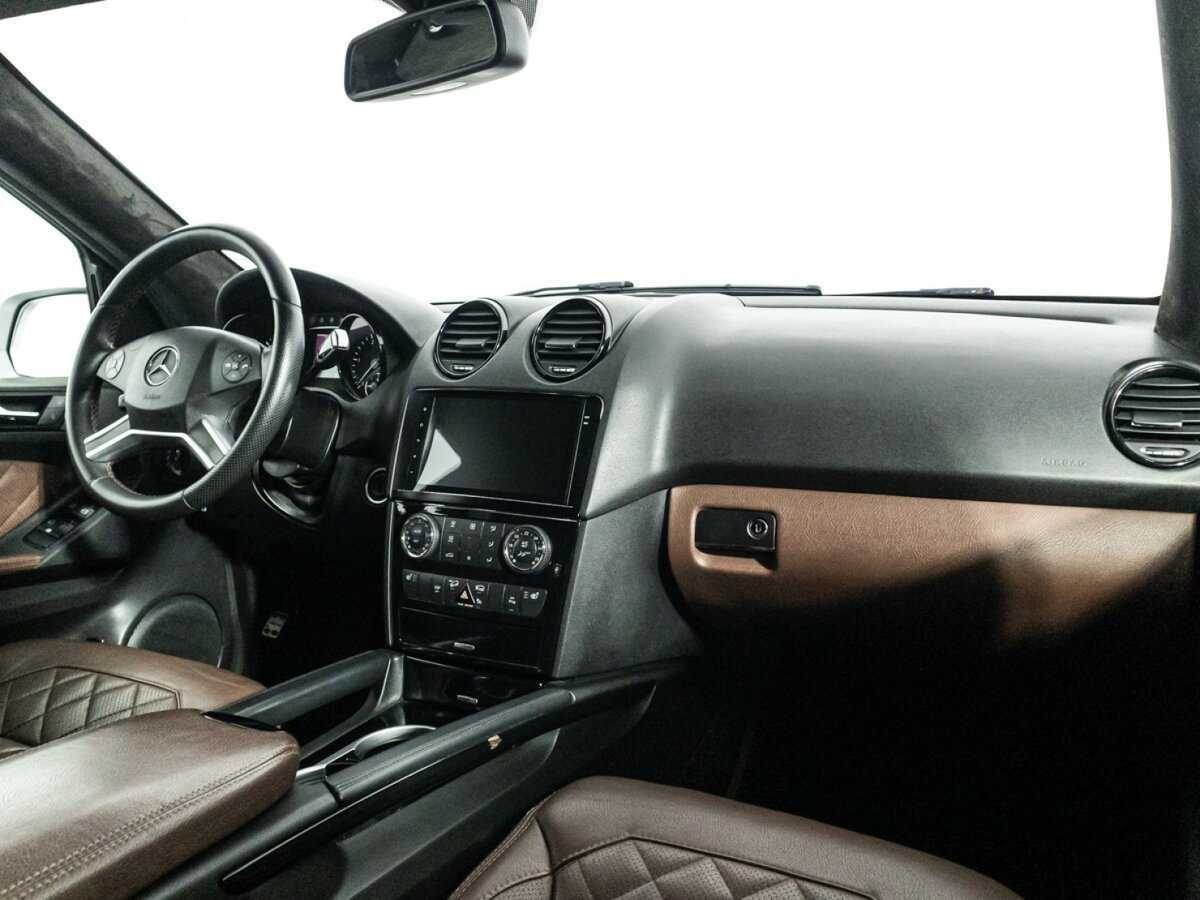 Mercedes-Benz M-Класс 2010 года с пробегом. Фото: #8