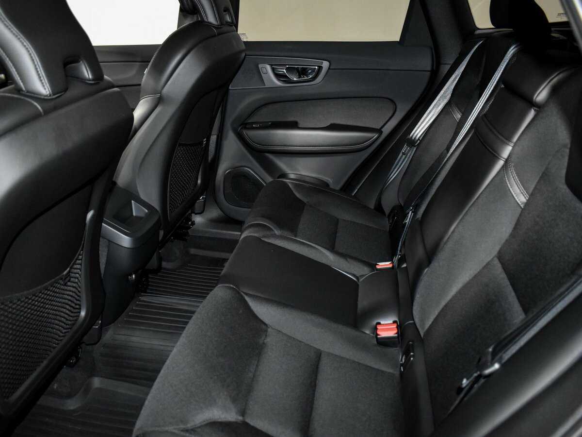 Volvo XC60 2020 года с пробегом. Фото: #12