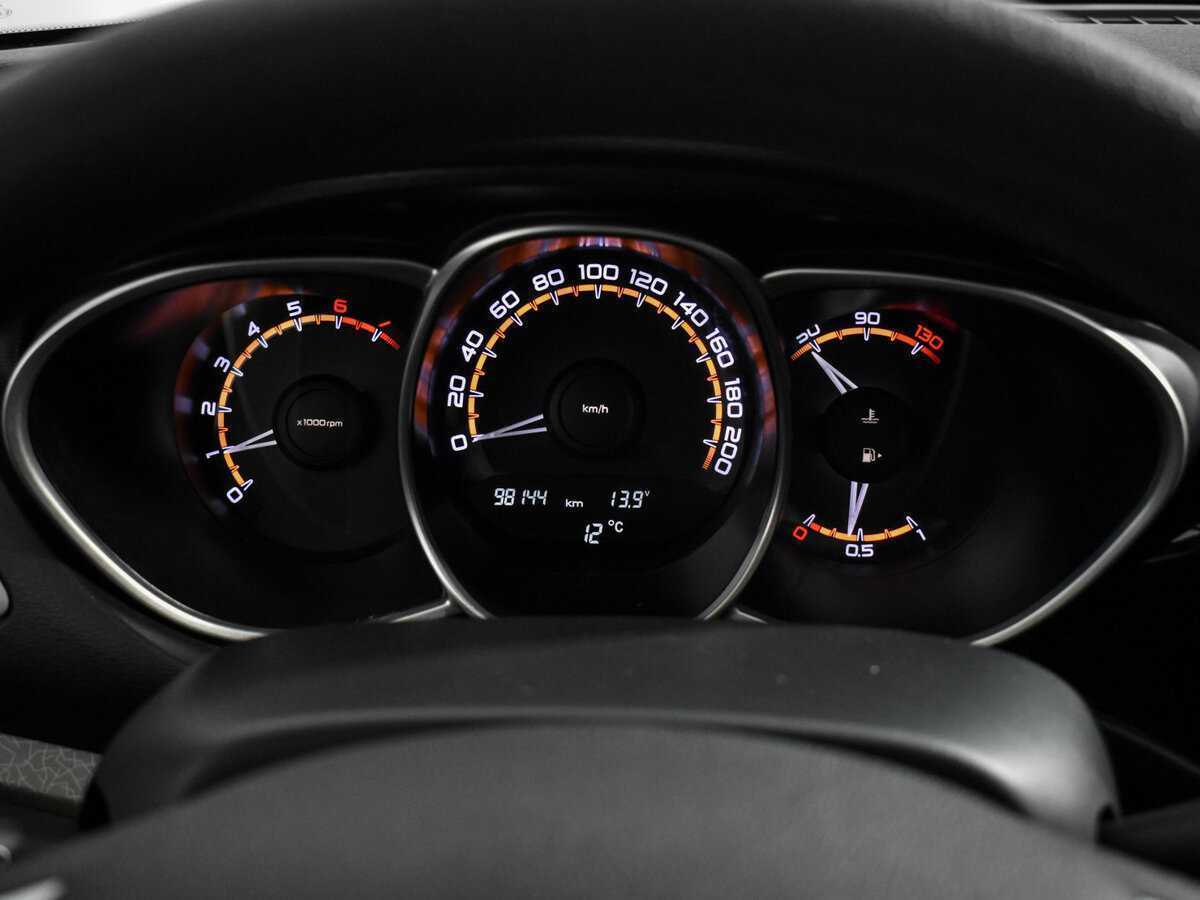 Б/У Лада (ВАЗ) Веста 2019 года. Фото: #17