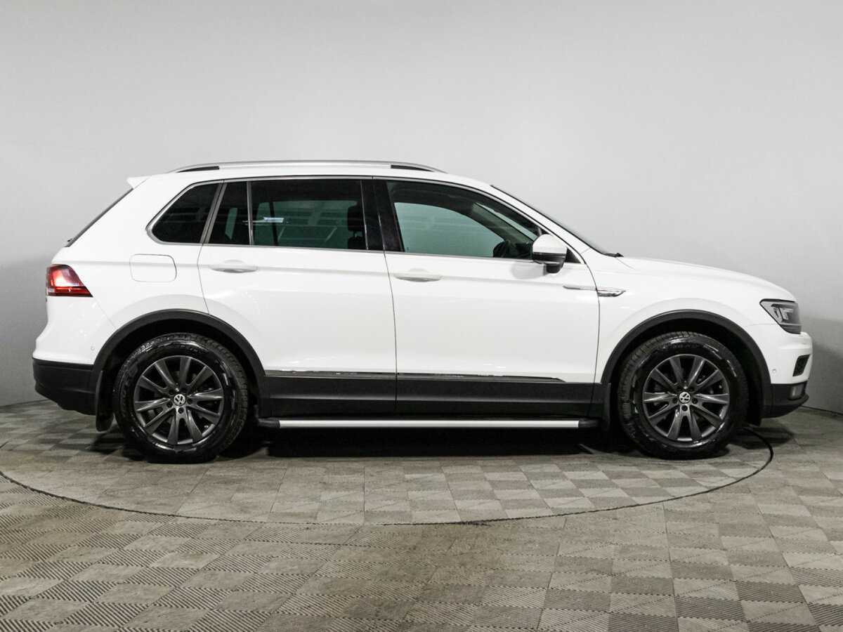 Volkswagen Tiguan 2018 года с пробегом. Фото: #2