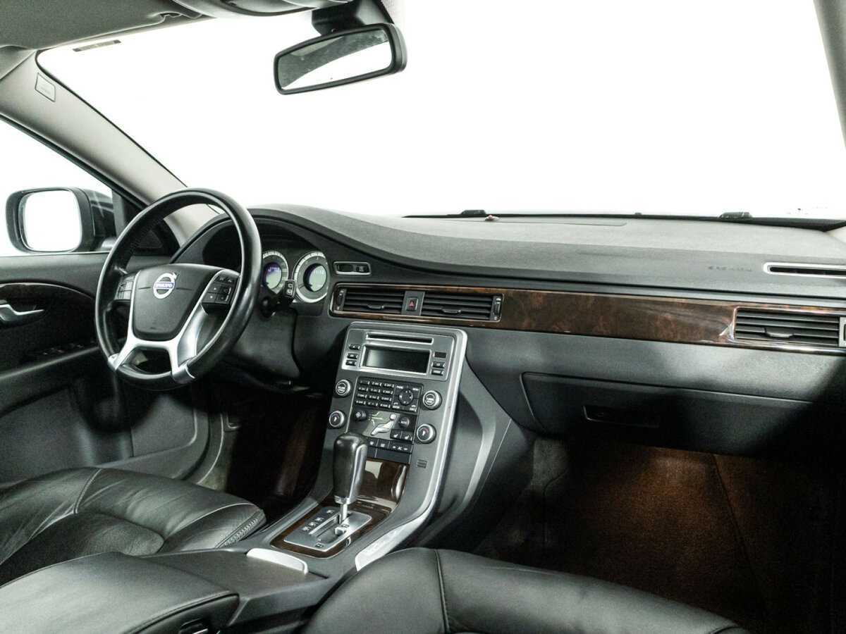 Volvo XC70 2010 года с пробегом. Фото: #8