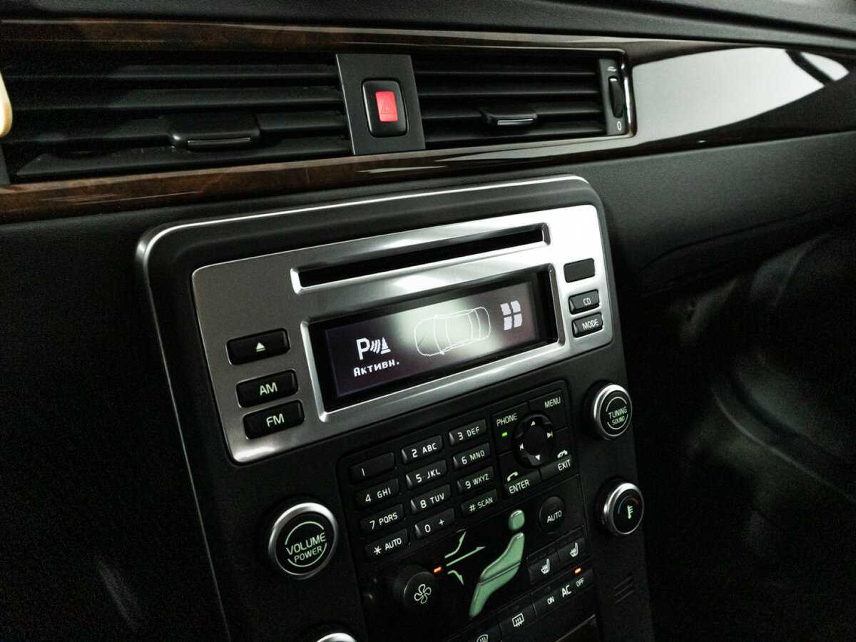 Volvo XC70 2010 года с пробегом. Фото: #17