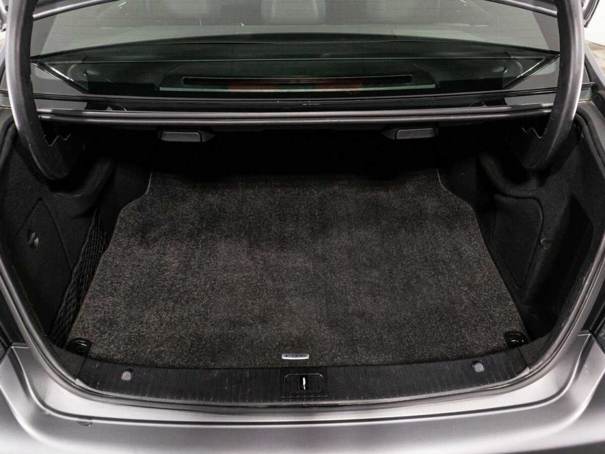 Mercedes-Benz E-Класс AMG 2014 года с пробегом. Фото: #14