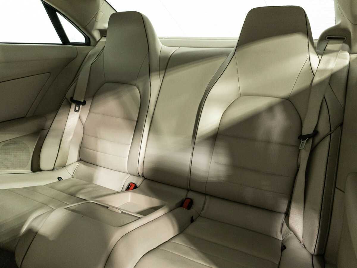 Mercedes-Benz E-Класс 2013 года с пробегом. Фото: #9