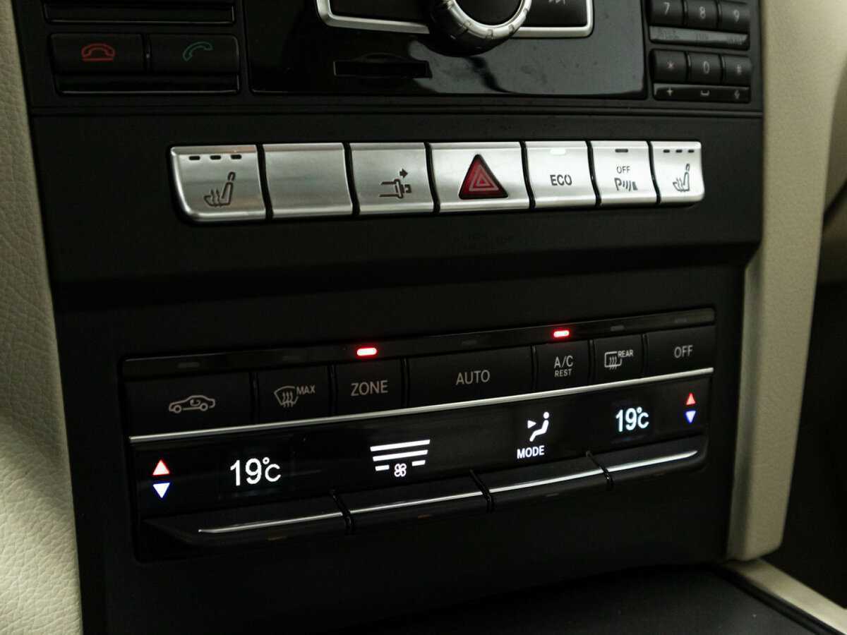 Mercedes-Benz E-Класс 2013 года с пробегом. Фото: #18