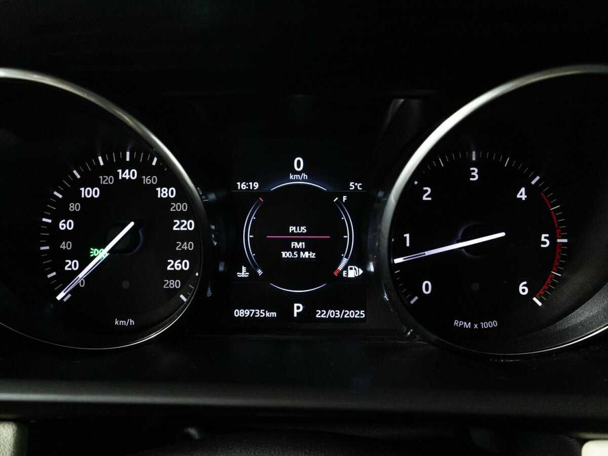 Land Rover Range Rover Sport 2016 года с пробегом. Фото: #10