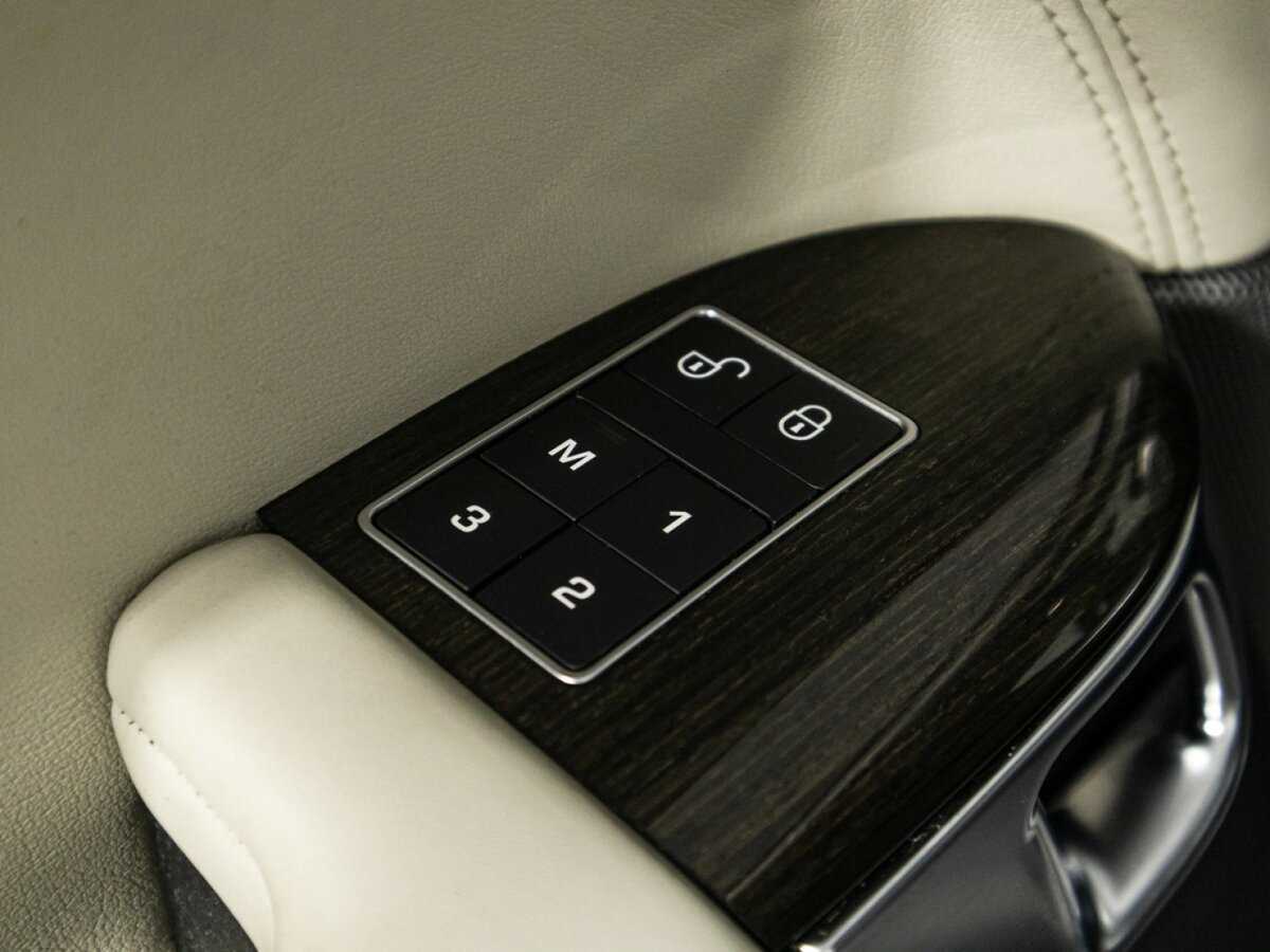 Land Rover Range Rover Sport 2016 года с пробегом. Фото: #17