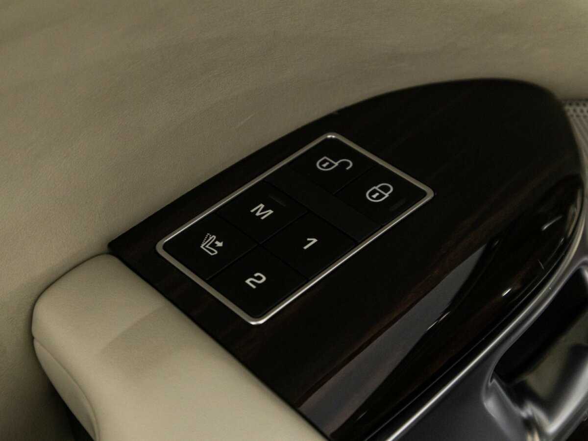 Land Rover Range Rover 2015 года с пробегом. Фото: #8