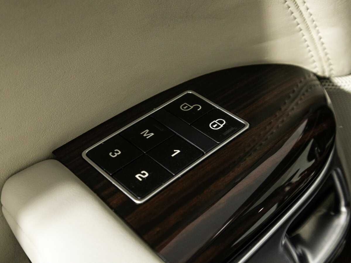 Land Rover Range Rover 2015 года с пробегом. Фото: #14