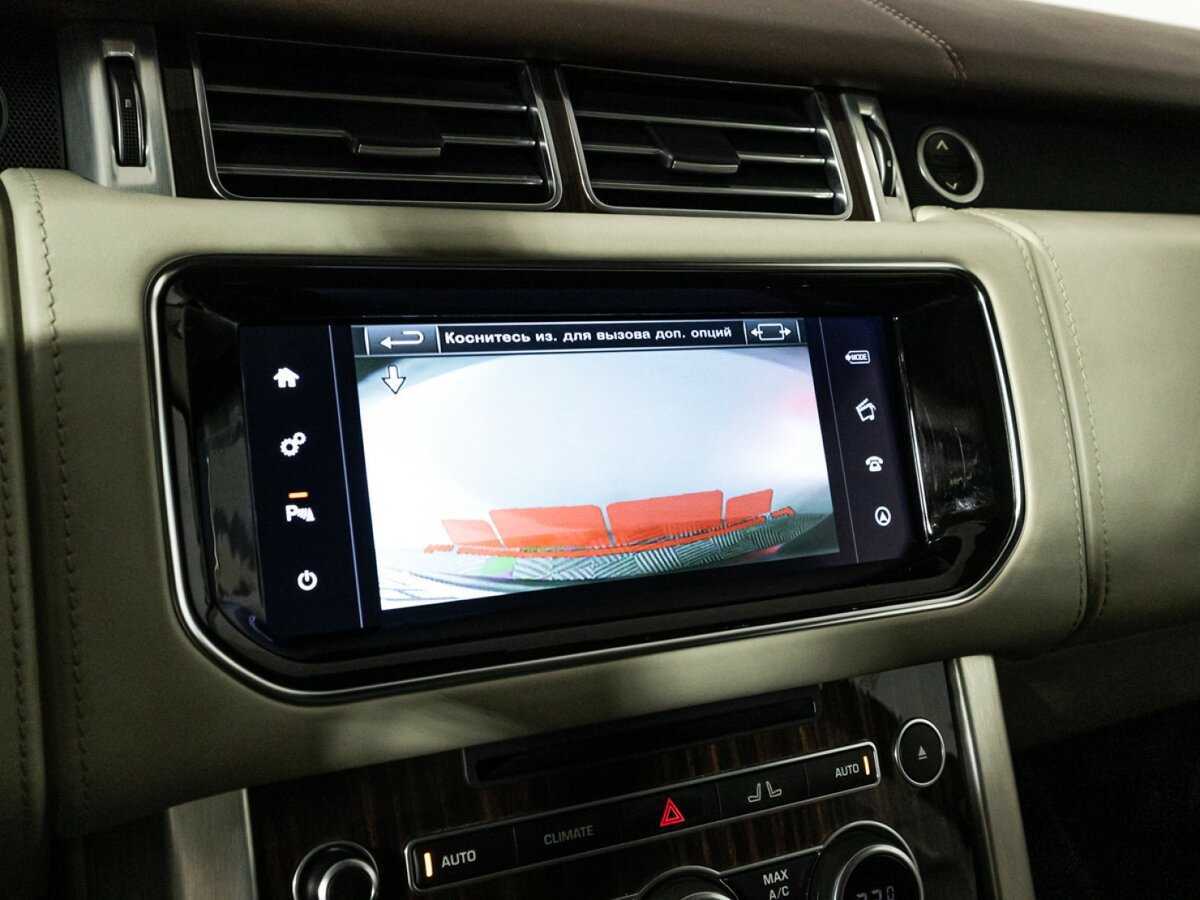 Land Rover Range Rover 2015 года с пробегом. Фото: #23